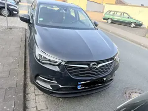 Opel Grandland X 1.5 D Start/Stop Automatik Business Edition