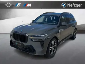BMW X7 xDrive40d M Sport Leder Park-Assist Pano HUD BW