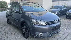 Volkswagen Touran Highline Bild 2
