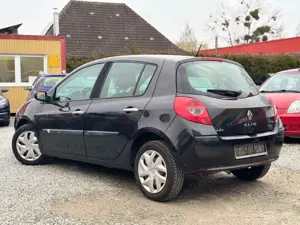 Renault Clio Bild 3