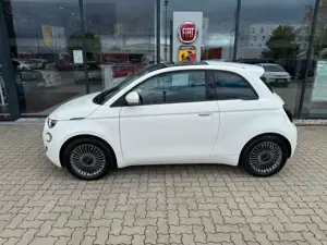 Fiat 500e Icon +Sitzheizung+Panoramadach_Fiat SERVICE Bild 5
