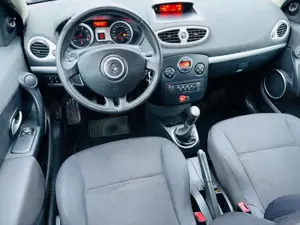 Renault Clio Bild 5