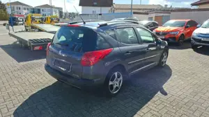 Peugeot 207 Bild 3