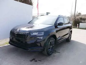 Skoda Karoq Sportline 2.0 TDI 4x4 DSG*AHK-SCHWENKBAR*ACC*PD...