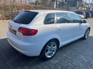 Audi A3 Sportback 2.0 TFSI S line Sportpaket plus Bild 5
