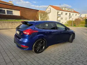 Ford Focus Ford Focus 2018/SH-gepf. / TÜV+Inspektion NEU /8-f Bild 4
