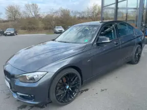 BMW 328 Limousine 4-türig Automatik Alu Sportline