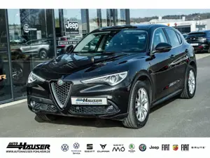Alfa Romeo Stelvio Super 2.2 Diesel AT8 Q4 LEDER AHK NAVI KAMERA PANO