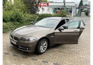 BMW 530 530d Touring Aut. Luxury Line