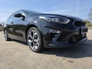 Kia Ceed SW / cee'd SW 1.6 CRDi Eco-Dynamics DCT7 Platinum Bild 2