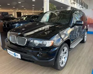 BMW X5 4.4i Sportpaket - Sammlerstück! nur 70.452 KM
