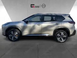 Nissan X-Trail TEKNA 213PS Automatik 4x4 360° Winter/HUD Bild 2