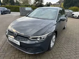 Volkswagen Golf VIII Lim. Life Navi App-Connect Bild 3