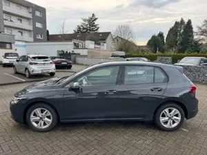 Volkswagen Golf VIII Lim. Life Navi App-Connect Bild 4
