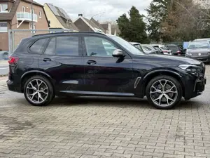 BMW X5 M M50 d 1.Hand VOLL Scheckheft AHK Bild 5