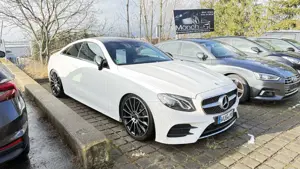 Mercedes-Benz E 300 E 300 d AMG Line