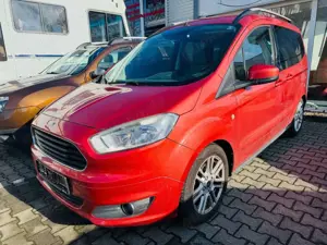 Ford Tourneo Courier Titanium