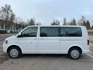 Volkswagen T5 Caravelle Bild 3