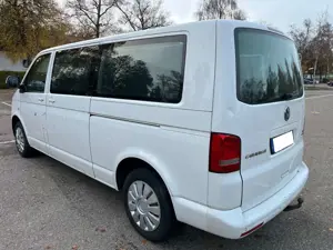 Volkswagen T5 Caravelle Bild 4