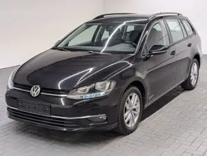 Volkswagen Golf VII Variant Navi/SHZ/PDC/ACC/Massage/16-LM