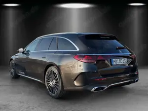 Mercedes-Benz E 450 d 4M T *VOLL* DIGLIGHT STANDHZG 360° AHK Bild 3