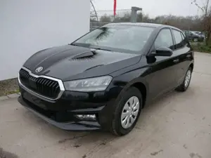 Skoda Fabia Selection 1.0 TSI *PDC-HI*LED*SHZ*NAVI-ÜBER-SMA...