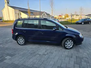 Volkswagen Touran Trendline Bild 4