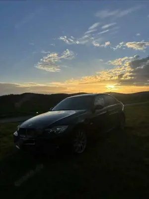 BMW 325 325xi Bild 2