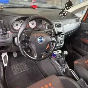 Fiat Punto 3p 1.4 16v Sporting 6m Bild 3