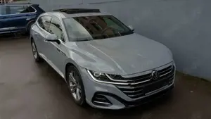Volkswagen Arteon 2.0 TDI DSG 3 x R-Line Pano/Leder/ACC/360 Bild 2
