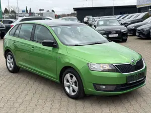 Skoda Rapid/Spaceback Spaceback Ambition Euro5, Pano, SHZ, Navi Bild 2