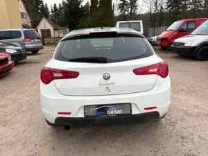 Alfa Romeo Giulietta Bild 5