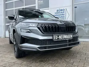 Skoda Karoq 1.5 TSI DSG Sportline PANO KAM AHK 4JGAR