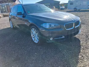 BMW 530 d xDrive Touring A Luxury Line