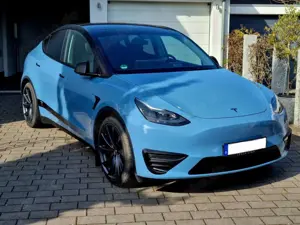 Tesla Model Y Performance Dual Motor AWD
