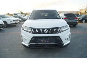 Suzuki Vitara 1.5 Hybrid Comfort+ 4x4 AUTOMATIK Kamera Bild 2