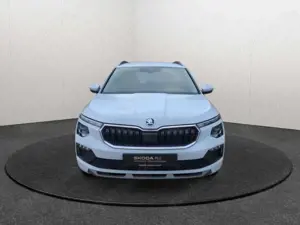 Skoda Kamiq 1.0TSI DSG Tour Matrix SHZ Rear View ACC PDC Vorbe Bild 2