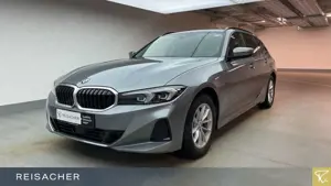 BMW 318 d Touring Aut,AHK,Komfortzg,DrA,ParkAs,WidSc
