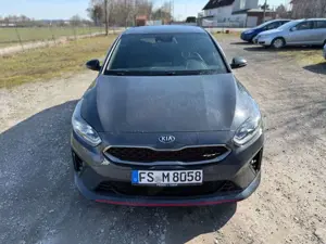 Kia Ceed / cee'd Ceed GT / Automatikgetriebe / 4x Sitzheizung