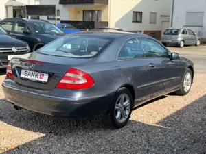 Mercedes-Benz CLK 200 * Avantgarde**TÜV NEU Bild 5
