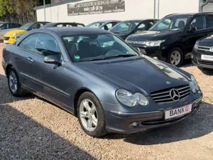 Mercedes-Benz CLK 200 * Avantgarde**TÜV NEU Bild 3