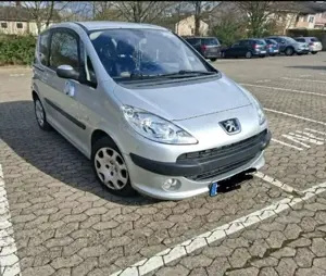 Peugeot 1007