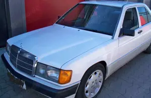Mercedes-Benz 190 190 E