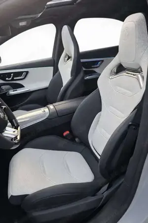 Mercedes-Benz E 53 AMG 4Matic Bi-Color Burmester DVD Bild 3