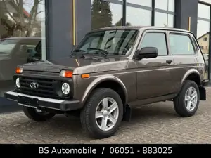 Lada Niva Legend 4X4 / LED / Klima, Sitzheizung, AHK