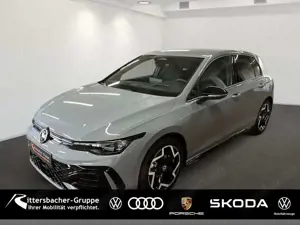 Volkswagen Golf R-Line 1,5 l eTSI OPF 110 kW (150 PS) DSG B