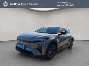 Toyota C-HR+ + Teamplayer