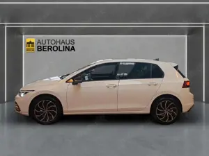 Volkswagen Golf VIII 1.5 eTSI Move DSG *ACC*LED+*NAV*R-CAM* Bild 4