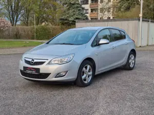 Opel Astra J Lim. 5-trg. 150 Jahre Opel