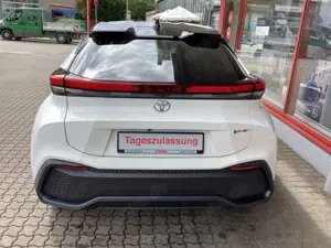Toyota C-HR 2.0 Hybrid Teamplyer + Technik-Paket Bild 5